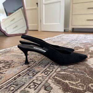Manolo Blahnik CAROLYNE Black Suede Slingback